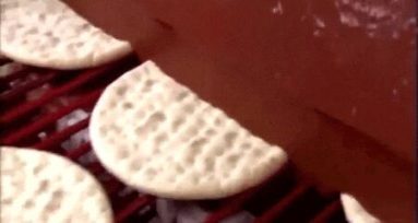 [Vidéo] Saviez-vous comment sont faites les pizzas surgelées ?