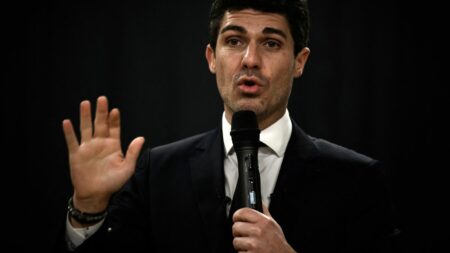 Les Républicains : "Je n'ai pas vocation à être un frondeur professionnel", affirme Aurélien Pradié après son éviction du poste de numéro 2
                              Le député de la 1e circonscription du Lot a pris la parole lors d'un déplacement à Bordeaux, pour assurer sa fidélité au parti Les Républicains.