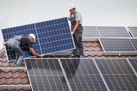 Avertissement sur une entreprise de panneaux solaires et ses tactiques de vente en France