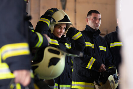 La France lance un appel aux pompiers volontaires