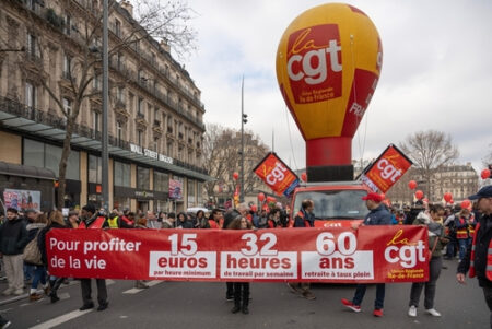 Les syndicats français indifférents à la faible participation aux manifestations, tous espoirs le 7 mars