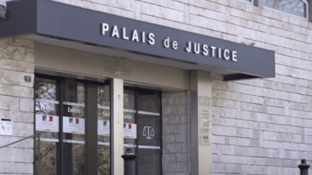 Enseignante tuée à Saint-Jean-de-Luz : le lycéen en détention provisoire
                              Vendredi 24 février, peu avant midi, l’adolescent accusé de l’assassinat de sa professeure d’espagnol a quitté le palais de justice de Bayonne (Pyrénées-Atlantiques). Mis en examen, il passera la nuit...