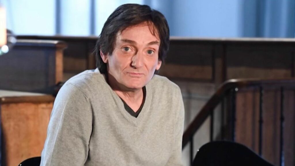 Affaire Pierre Palmade : le comédien accusé par un deuxième homme de détention d'images pédopornographiques
                              Mardi 21 février, un deuxième homme a accusé Pierre Palmade de détention d'images pédopornographiques. Il a affirmé détenir une vidéo compromettante de l'humoriste.