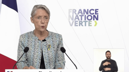 Transports : un plan ferroviaire à 100 milliards d'euros
                              Vendredi 24 février, la Première ministre Élisabeth Borne a présenté un plan à 100 milliards d’euros. Le but : moderniser le réseau ferroviaire de plus en plus décrié, avec notamment la création de RE...