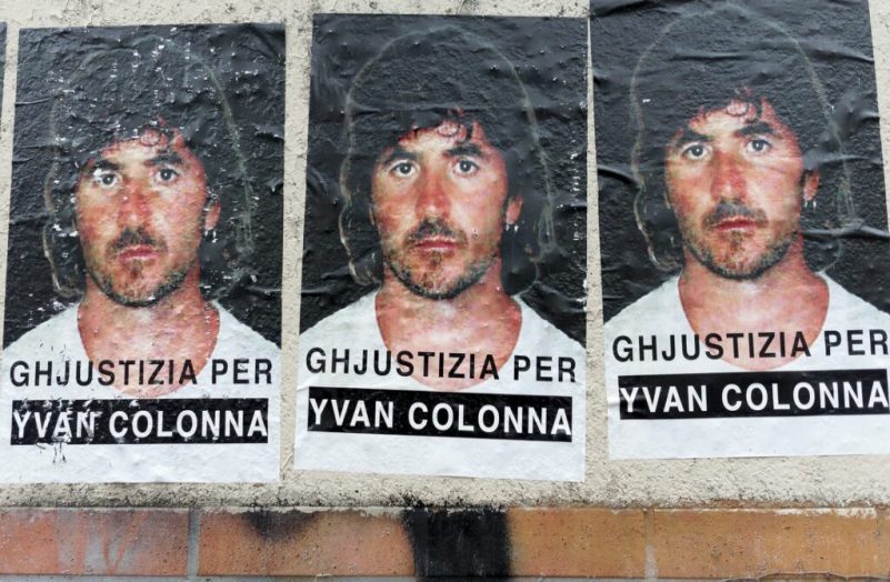 Info France TV
                    Assassinat d'Yvan Colonna : le Parquet national antiterroriste dément que des données sensibles aient pu être effacées
                              Selon un élu nationaliste et l'avocat de la famille, un signalement d'une surveillante de prison aurait disparu d'un logiciel réservé à l'administration pénitentiaire. Mais d'après les magistrats spéc...