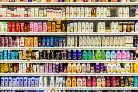 "C'est de la folie": avertissement d'inflation alors que les supermarchés font face à un plafond de remises