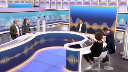 J-500 avant les JO de Paris 2024, comment rétablir le dialogue sur les retraites... Les informés du matin du mardi 14 mars 2023
                              Les informés débattent de l'actualité du mardi 14 mars 2023 autour de Lorrain Sénéchal et Salhia Brakhlia.