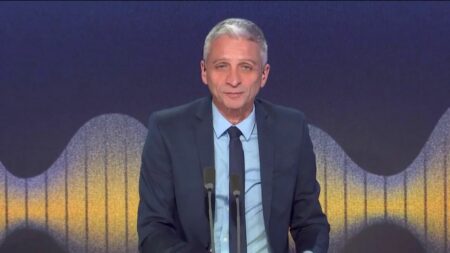 Neuvième journée de mobilisation, l'arrivée du roi Charles III à France... Les informés du jeudi 23 mars 2023
                              Autour de Jean-François Achilli, les informés débattent de l'actualité du jeudi 23 mars 2023.
