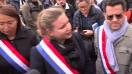 Réforme des retraites : les deux motions pour faire tomber le gouvernement seront votées dans l’après-midi
                              Deux motions de censure ont été déposées pour faire tomber le gouvernement, suite au déclenchement du 49-3 jeudi. L’après-midi du lundi 20 mars sera décisive à l’Assemblée nationale.