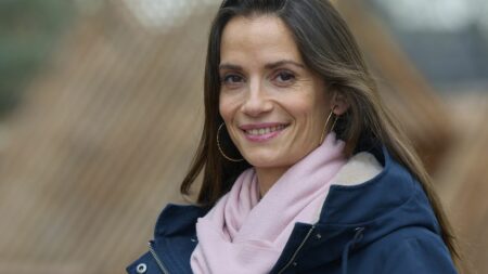 Hommage national à Gisèle Halimi : "Ma place est" plutôt "dans la rue", estime la présidente de la Fondation des femmes
                              La présidente de la Fondation des femmes, Anne-Cécile Mailfert, annonce qu'elle ne se rendra pas à l'hommage pour Gisèle Halilmi, présidé par Emmanuel Macron le 8 mars. Elle manifestera dans la rue lo...