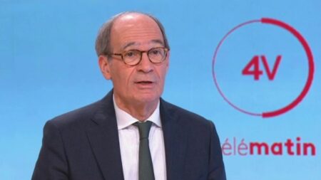 Réforme des retraites : "C'est mieux d'avoir un vote", estime le député Renaissance Éric Woerth au sujet d'un recours au 49.3
                              Éric Woerth, député Renaissance de l'Oise et membre de la commission mixte paritaire qui s'est tenue le mercredi 15 mars sur la réforme des retraites, était l'invité des "4 Vérités" sur France 2, jeud...