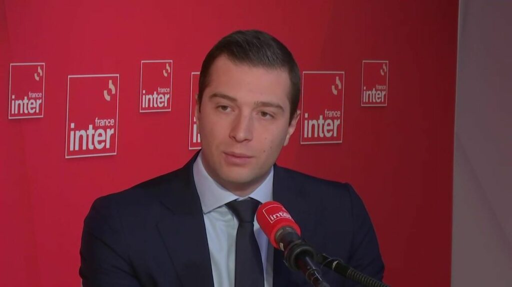 Au cœur des débats sur la réforme des retraites, le RN appelle à "soutenir une politique nataliste"
                              Le président du Rassemblement national, Jordan Bardella, estime qu'il faut "soutenir une politique nataliste" pour rendre viable à long terme le système de retraite par répartition.