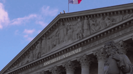 Réforme des retraites : report de l’âge de départ, carrières longues… Les détails du texte final
                              Les députés et sénateurs de la commission mixte paritaire ont trouvé un compromis, mercredi 15 mars. Le texte de la réforme des retraites qui sera soumis au vote des parlementaires jeudi entérine les ...