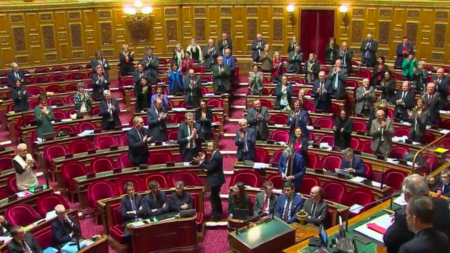 Réforme des retraites : le gouvernement a quatre jours pour gagner son bras de fer
                              Une semaine politique décisive et incertaine s’ouvrira lundi 13 mars, pour les opposants à la réforme des retraites comme pour le gouvernement et les Républicains. Rien ne semble encore acquis.