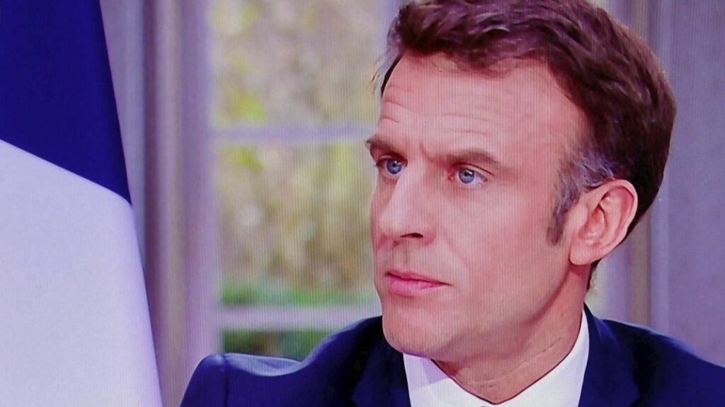 Emmanuel Macron : les réformes que veut faire passer le chef de l’État
                              Alors que la réforme des retraites a été adoptée après le passage par le 49.3, le président de la République veut s’attaquer à quatre nouveaux dossiers, à savoir l’usure professionnelle, le RSA, les p...