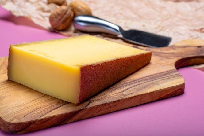 Les fabricants de gruyère français en colère alors que le tribunal approuve la version américaine