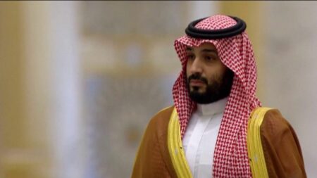 Arabie Saoudite : mis au ban de la communauté mondiale par les USA, Mohamed ben Salmane s’est trouvé de nouveaux alliés
                              Pointé du doigt par les États-Unis, Mohamed ben Salmane s’est éloigné du protectorat américain pour se faire de nouveaux alliés.