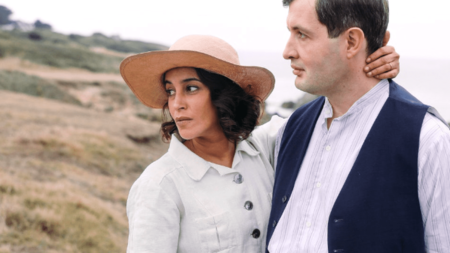 Cinéma : "C’est mon homme", un suspense amoureux au sortir de la guerre 14-18, sort en salles le 5 février
                              Mercredi 5 avril sort en salle le long-métrage "C’est mon homme" qui relate l’histoire de deux femmes qui se disputent l’amour d’un soldat revenu de la guerre de 14-18, totalement amnésique.