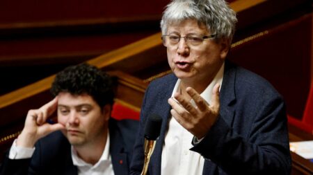 Le député LFI Éric Coquerel a "l'impression que Fabien Roussel marque des buts contre son camp" en voulant "revenir aux années Hollande"
                              Éric Coquerel estime que la Nupes "serait mieux ensemble que séparée", compte tenu, selon lui, de "la situation actuelle, la situation de conflictualité et de la manière dont le gouvernement s'en pren...