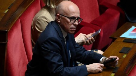 Européennes 2024 : Les Républicains craignent de disparaitre du paysage politique
                              Dans un an se tiendront les élections européennes, un scrutin incertain pour la droite française. Les eurodéputés LR risquent d’être balayés du parlement à Bruxelles. Le brief politique de Jean-Rémi B...