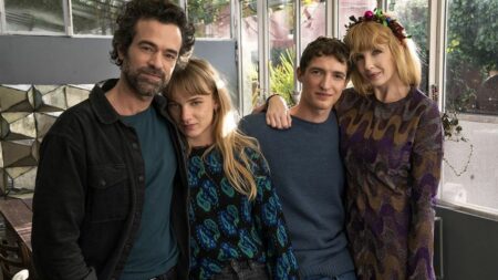 Télévision : pour la suite de "L’Auberge espagnole", Cédric Klapisch choisit le format série
                              "L’Auberge espagnole", "Les Poupées russes", "Casse-tête chinois"… 21 ans après le premier volet de la saga, Cédric Klapisch se lance dans une série baptisée "Salade grecque", qui met en scène les enf...