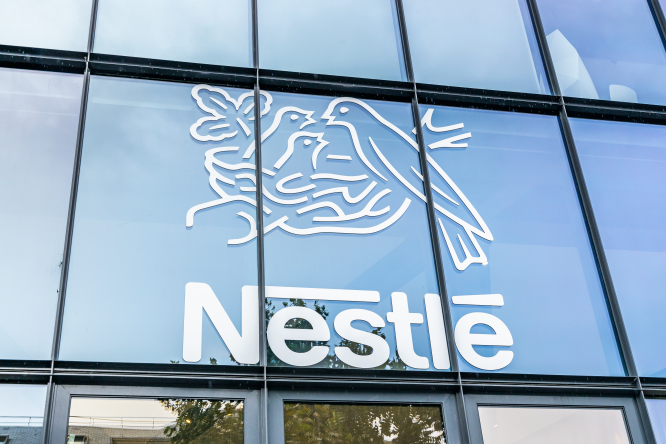 Nestlé accepte d'indemniser les victimes françaises du scandale des pizzas mortelles