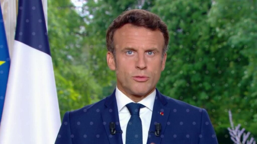 Politique : quelle sera la stratégie d'Emmanuel Macron pour la suite de son mandat ?
                              Après trois mois de conflit social lié à la réforme controversée des retraites, comment le chef de l'État peut-il relancer son quinquennat ?
