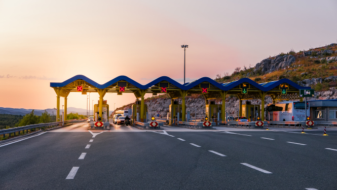 Début des travaux de la première autoroute à péage de France totalement accessible