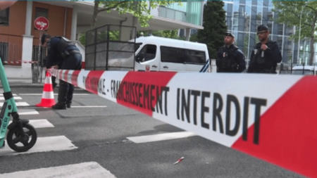 8-Mai : Emmanuel Macron à Lyon pour rendre hommage à Jean Moulin
                  Emmanuel Macron se rendra à Lyon pour rendre hommage à Jean Moulin, lundi 8 mai. Le chef de l’Etat visitera notamment la cellule du résistant, emprisonné à la prison de Montluc. Cette visite se déroulera sous très haute surveillance afin d’éviter tout esclandre des opposants à la réforme des retraites.