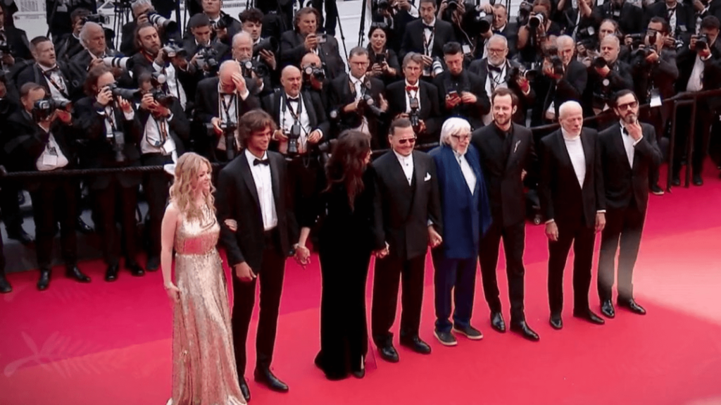 Festival de Cannes 2023 : les stars ont foulé le tapis rouge pour la première montée des marches
                  La 76e édition du Festival de Cannes a débuté, mardi 16 mai. Retour sur un incontournable, la montée des marches.