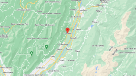 Isère : un homme écroué après l'enlèvement d'une adolescente
                  La jeune fille de 14 ans avait déjà porté plainte contre cet homme qui lui avait envoyé des images pornographiques. La collégienne a pu alerter des personnes sur une aire d'autoroute.