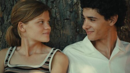 Festival de Cannes 2023 : "La Fille de son père", Céleste Brunnquell et Nahuel Perez Biscayart font souffler un vent de fraicheur sur la croisette
                  Pour son second long métrage présenté en clôture de la Semaine de la critique, le réalisateur Erwan Le Duc explore avec tendresse et humour la relation entre une adolescente et son père. Un duo fusionnel à la fois drôle et émouvant.