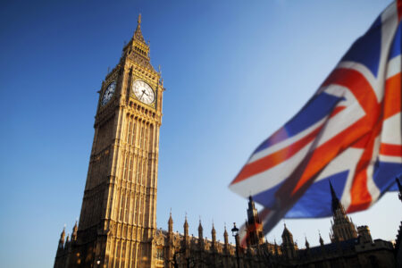 La campagne pour que les députés britanniques représentent les Britanniques à l'étranger gagne du soutien