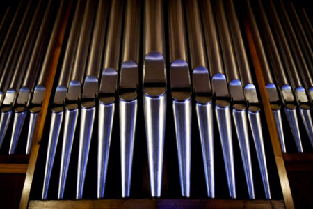 L'extrême droite provoque l'annulation du concert d'un organiste américain en France