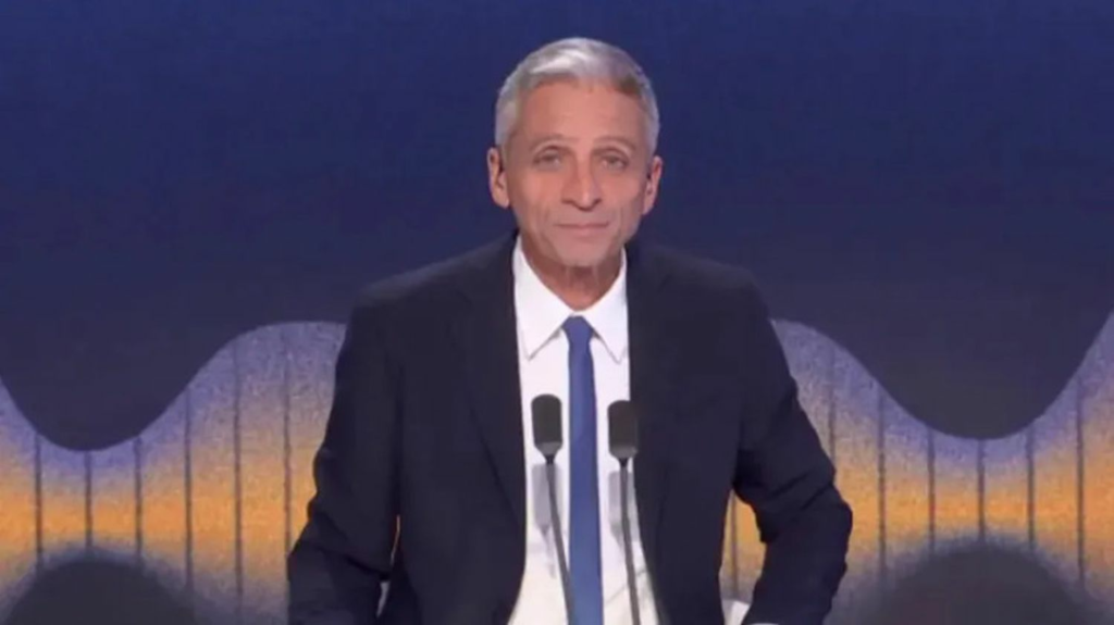 L'opération Wuambushu à Mayotte, la loi de programmation militaire, l'hommage aux trois policiers tués... Les informés du lundi 22 mai 2023
              Autour de Jean-François Achilli, les informés débattent de l'actualité du lundi 22 mai.