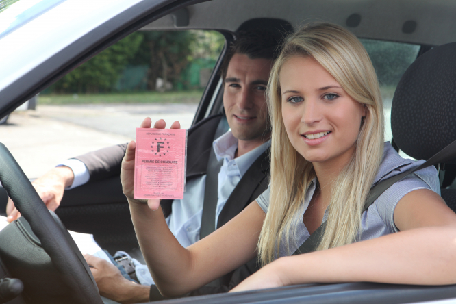 Plus simple, moins cher, plus rapide, plus jeune : la nouvelle réforme du permis de conduire français