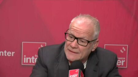 "On assume nos choix", répond Thierry Frémaux au sujet des polémiques qui entourent le Festival de Cannes
                  Deux films en compétition font polémique : "Jeanne du Barry" de Maïwenn, à cause de la présence de Johnny Depp au casting, et "Le Retour" de Catherine Corsini, pour des accusations de harcèlement moral et d'une scène de sexe avec mineur.