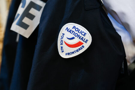 « Tragédie totale » : Trois policiers français meurent dans un accident de voiture