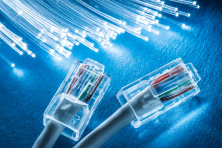 Un sénateur français propose une modification de la loi pour améliorer le déploiement de la fibre optique