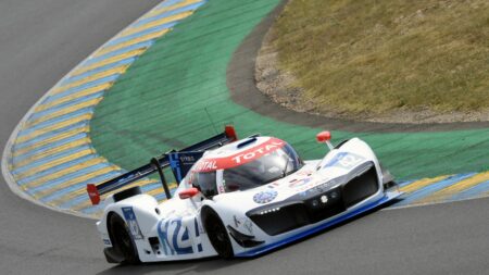 Vidéo



  

  
  


      


      

      Les 24 Heures du Mans : ces innovations de la course auto qui sont devenues des indispensables de l'automobile
              Les 24 Heures du Mans sont l'occasion pour les constructeurs de tester de nouvelles technologies. Retour sur quelques innovations qui sont passées des voitures de course à nos véhicules personnels.