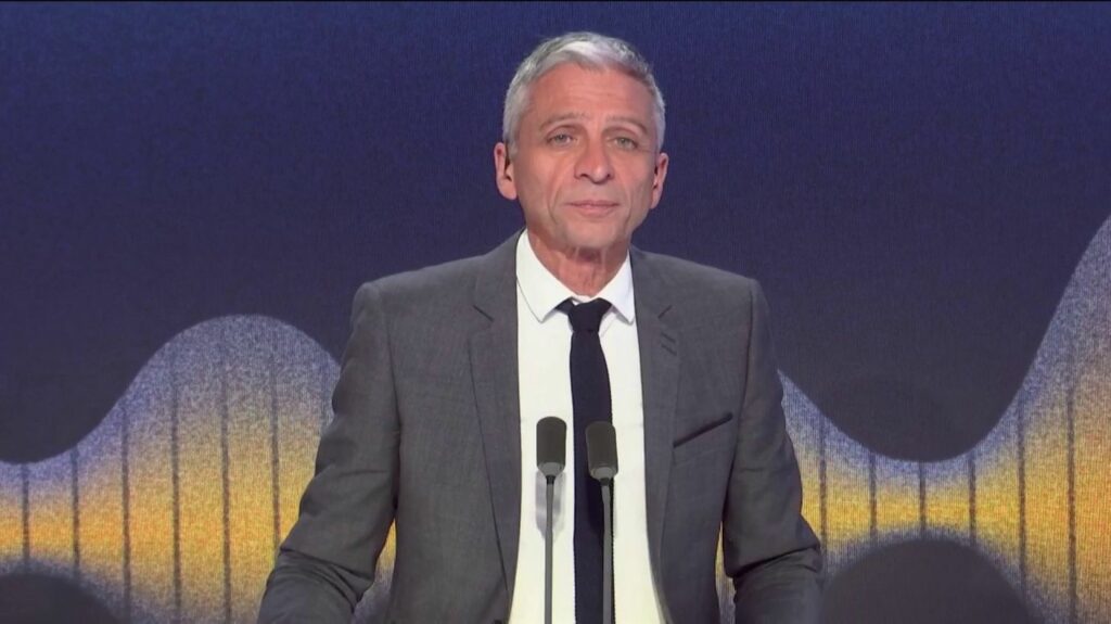 Le possible remaniement ministériel, la polémique sur le fonds Marianne et l'avenir de Kylian Mbappé... Les informés du mardi 13 juin 2023
                  Autour de Jean-François Achilli, les informés débattent de l'actualité du mardi 13 juin 2023.