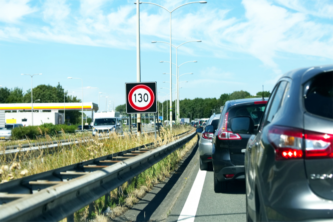 Avertissement de circulation en France alors que les conducteurs cherchent à prendre une longueur d'avance pendant la saison des vacances