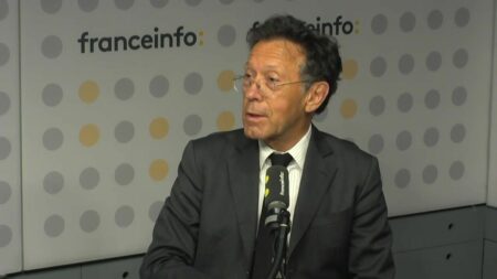Vidéo



  

  
  


      


      

      Le RN accusé d'être une "courroie de transmission" du pouvoir russe : "C'est l'arroseur arrosé", estime l'ONG Transparency International France
              Un rapport d'enquête parlementaire accuse le Rassemblement national d'être une "courroie de transmission" du pouvoir russe.