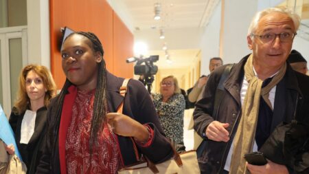 Un an de prison avec sursis et cinq ans d'inéligibilité requis contre l'ex-députée LREM Laetitia Avia
                  L'ancienne députée est soupçonnée de harcèlement moral sur sept ex-assistants parlementaires