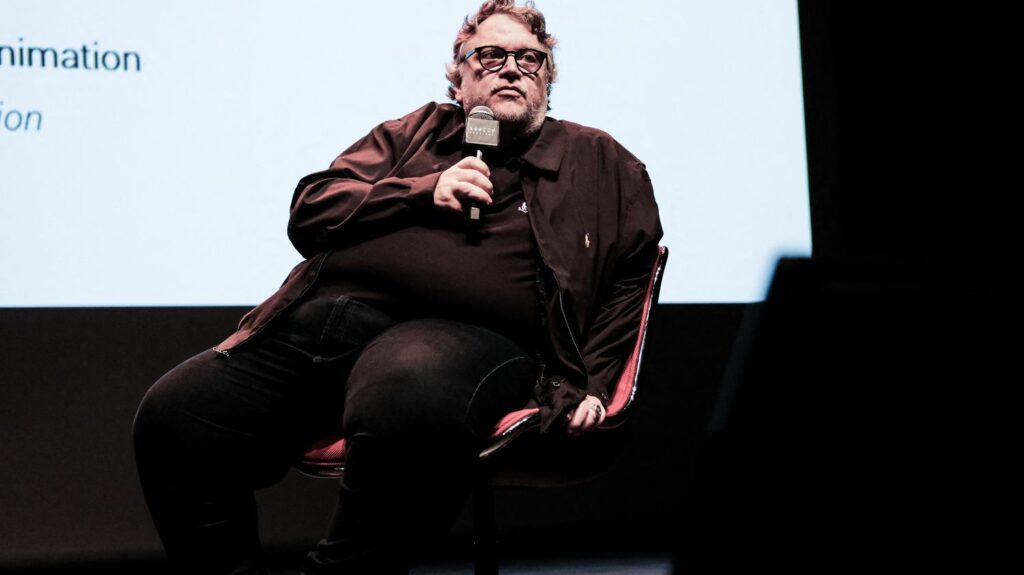 Festival d'Annecy : Guillermo del Toro, invité star d'une édition qui met le Mexique à l'honneur
              Le célèbre réalisateur mexicain Guillermo del Toro était à Annecy à l'occasion du Festival international du film d'animation qui se poursuit jusqu'au samedi 17 juin. Son pays est à l'honneur pour cette 63e édition.