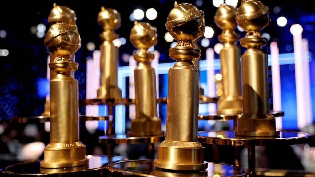 Golden Globes : l'association de la presse étrangère organisatrice va disparaître au profit d'investisseurs privés
                  Les Golden Globes sont des prix décernés chaque année à Hollywood par une centaine de correspondants de la presse étrangère à Hollywood. Ternie par les scandales ces dernières années, leur association va disparaître.
