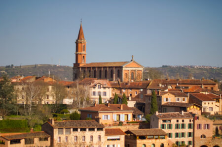 La colère italienne face à l'utilisation de la Toscane dans le changement de marque du tourisme français