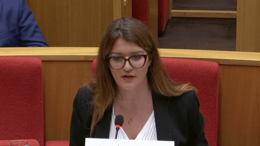 Fonds Marianne : Marlène Schiappa auditionnée
                  Marlène Schiappa a été sommée de s’expliquer, mercredi 14 juin, devant la commission d’enquête pour la gestion controversée du fonds Marianne. La ministre a reconnu des dysfonctionnements, mais rejeté la responsabilité sur son administration.