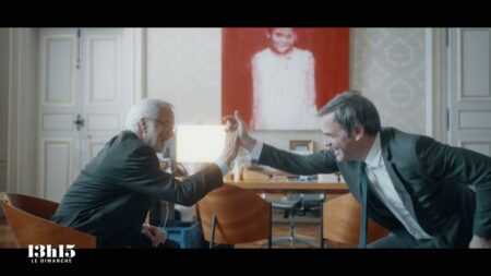 Vidéo



  

  
  


      


      

      Quand Olivier Véran et François Rebsamen parlent du "bordel à gauche"
              Dans un contexte de contestation sociale intense face à la réforme des retraites et une importante manifestation à Dijon, François Rebsamen, maire de de la ville, reçoit Olivier Véran, porte-parole du gouvernement. Dans leur échange, ils abordent également ce qu'ils appellent "le bordel à gauche". Extrait de la série "Succession" du magazine "13h15 le dimanche".