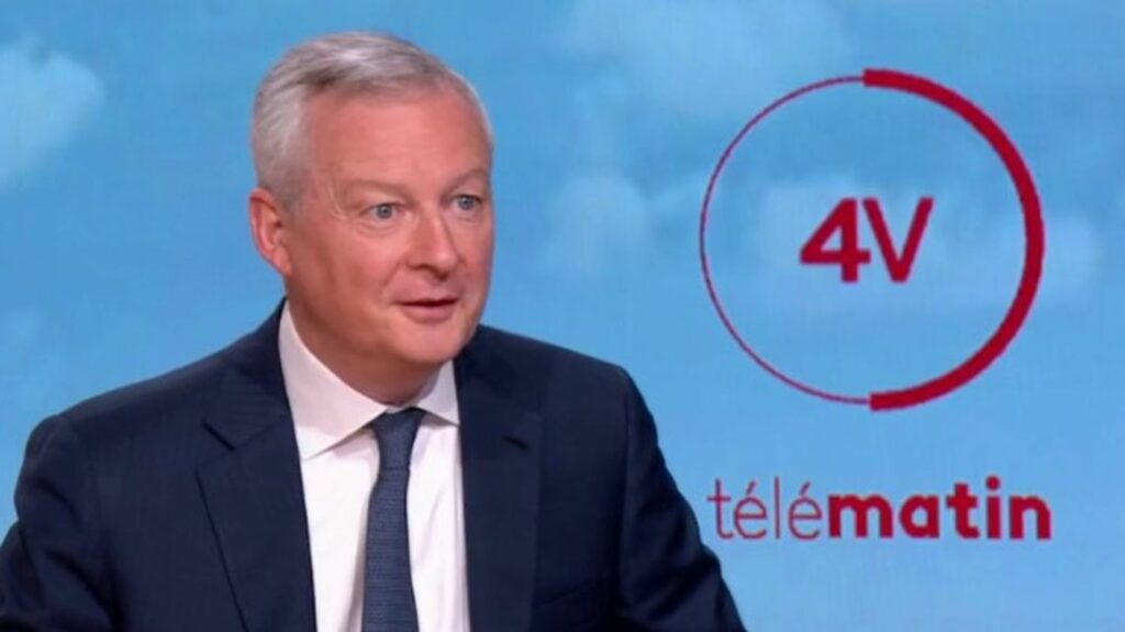 Réduction des dépenses publiques : "Il n'est pas question d'austérité, il est question de revenir à la normale", dit Bruno Le Maire
                  Bruno Le Maire, ministre de l'Économie, des Finances et de la Souveraineté industrielle et numérique, était l'invité des "4 Vérités" sur France 2, mardi 20 juin.
